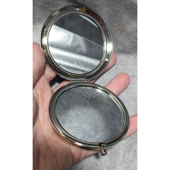 Vintage Cindy Russian Couple Double Compact Mirror - Picture 8 of 8